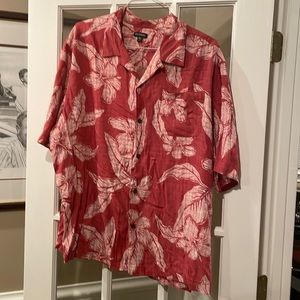 Men’s 2XL Hawaiian shirt. Red/salmon color